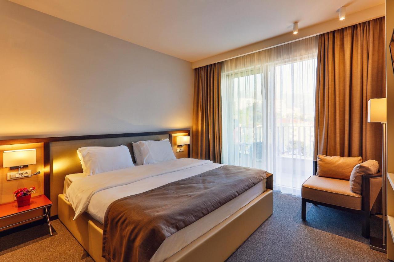 Hotel Bono Budva Eksteriør billede