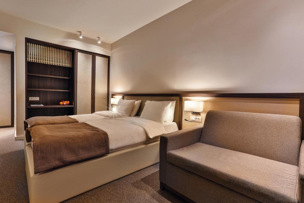 Hotel Bono Budva Eksteriør billede