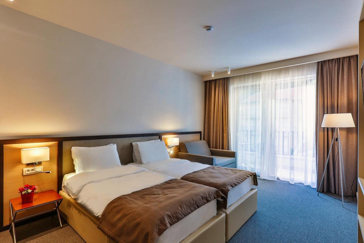 Hotel Bono Budva Eksteriør billede