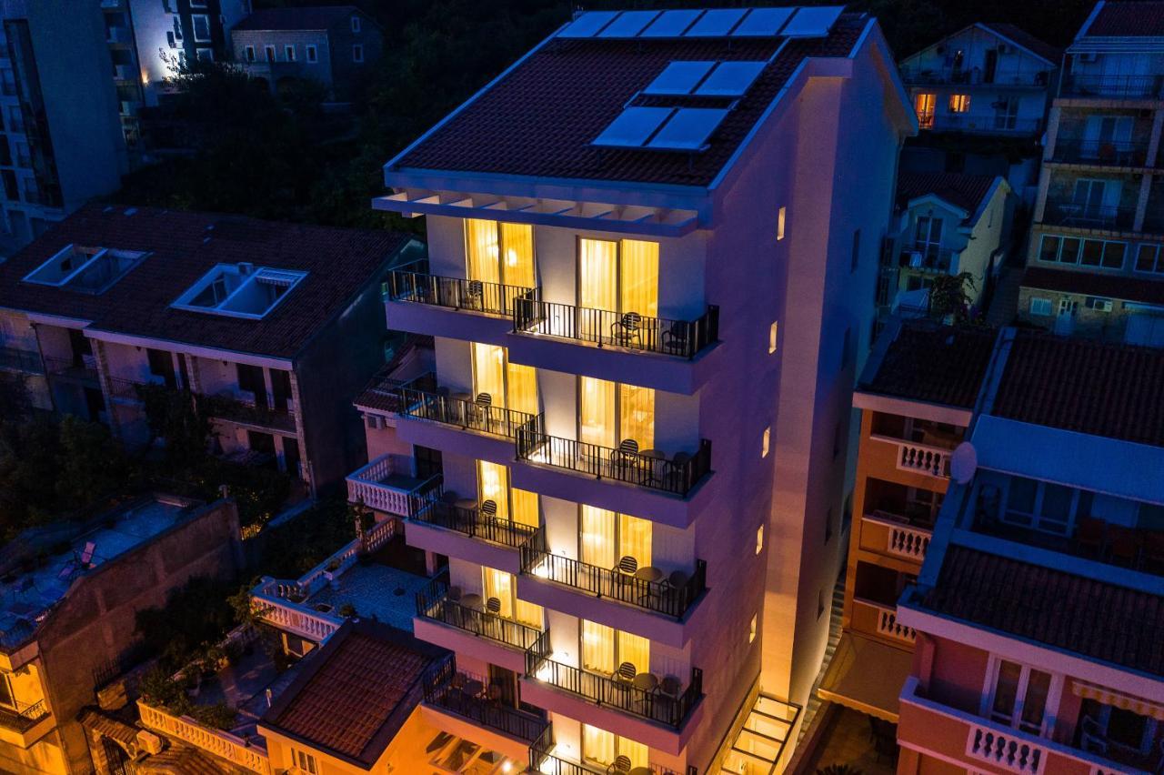Hotel Bono Budva Eksteriør billede